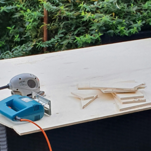 Houtbranden op multiplex